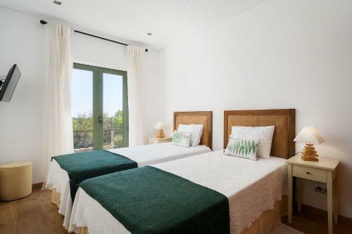 Villa Farfalla Countryside Retreat 2 Houses Estoi