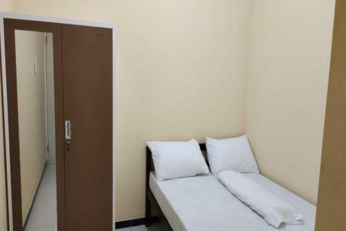 Hotel Oyo 91209 Arjuna Residence Sby