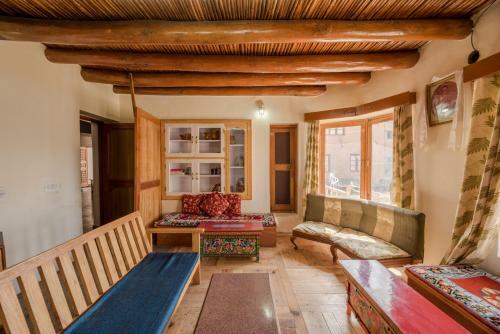 Himalayan Bud Villa Private Room W Garden