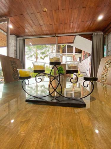 Villa Ola Tambayong