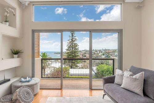 Elite Beachside Holiday Home / Tamarama