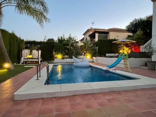 Andalusian Villa & Pool