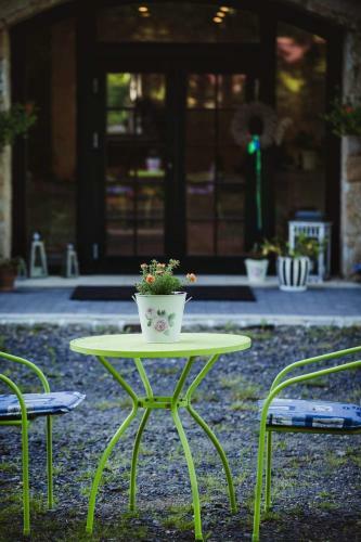 Bed & Breakfast Lawendowa Stajnia