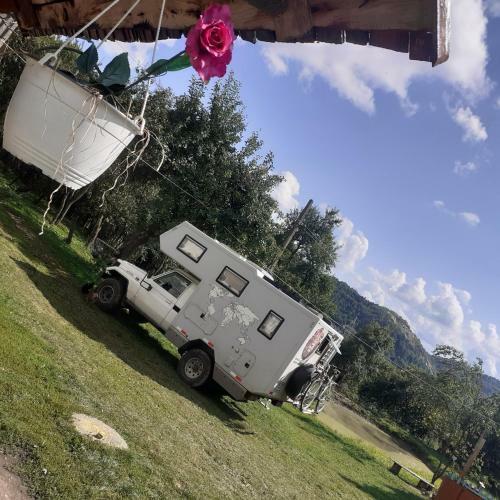 Hostal Room In Bb - Camping Retreat In A Rural Way