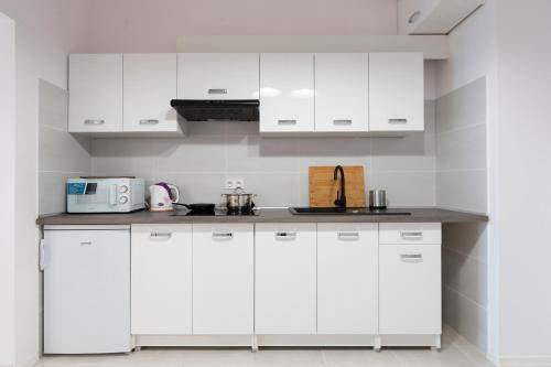 Apartamento Luxury City Gates (3)studio, Bright & Secure.