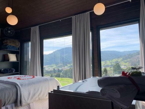 Hostal Loft Felicidade- Pousada Cachoeira Da Neve