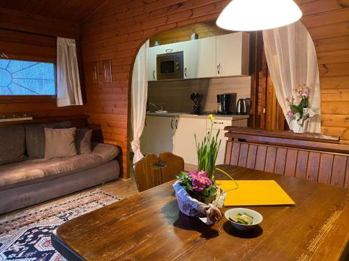 Heidegut Eschede Reitsportanlage Und Feriendorf