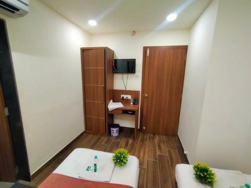 Shiv Shakti Hotel