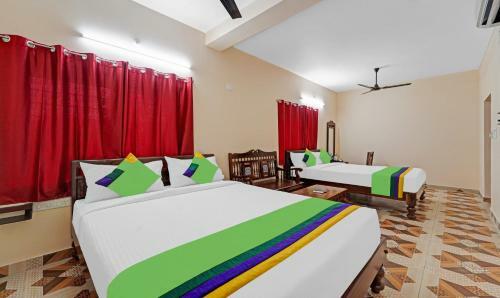 Hotel Treebo Trend Sri Saveraa Residency