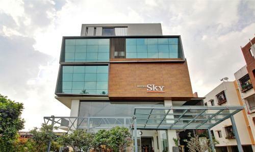 Treebo Trend Hotel Sky Inn Satara