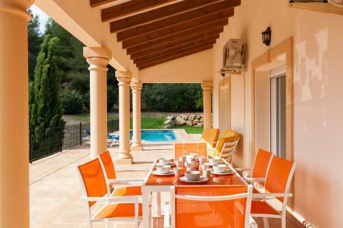 Villa Cortez
