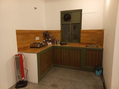 Via Kashi Home Stay