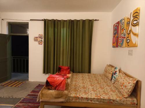 Via Kashi Home Stay