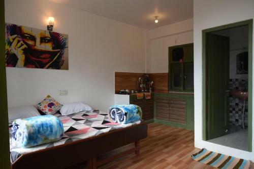 Via Kashi Home Stay