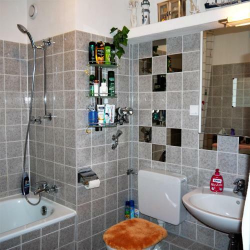 Bed & Breakfast Messe Zimmer In Geteilter Wohnung