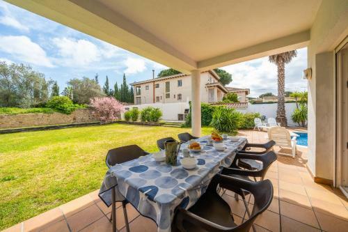 Villa Holiday Home Natalie