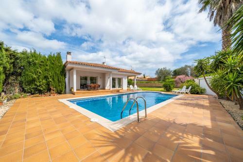 Villa Holiday Home Natalie