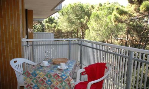 Two-bedroom Apartment In Residence By The Beach With Shared Pool