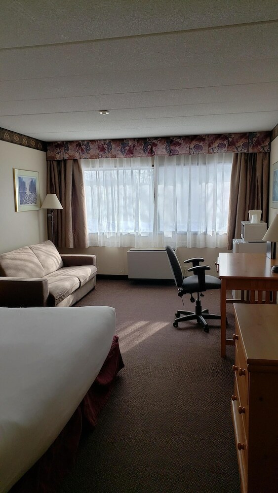 Hotel Clarion Resort Pinewood Park