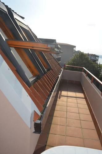 Apartamento Precioso �tico A Pie De Playa, En Mi�o.