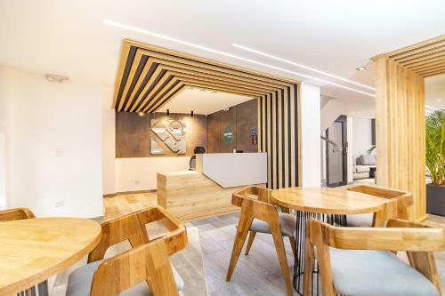 Hotel Ayenda Plaza Doce