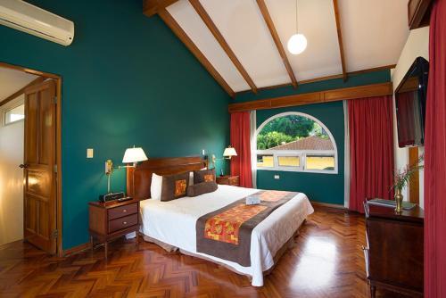 Hotel Villas Del Rio Luxury Suites By Vrhost