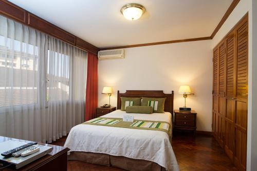 Hotel Villas Del Rio Luxury Suites By Vrhost