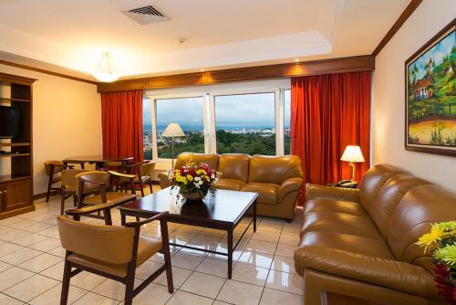 Hotel Villas Del Rio Luxury Suites By Vrhost