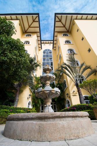 Hotel Villas Del Rio Luxury Suites By Vrhost