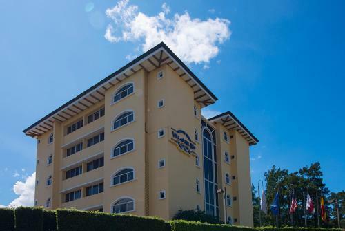 Hotel Villas Del Rio Luxury Suites By Vrhost