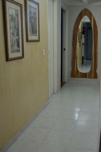 Apartamento 201 Amplio Y C�modo Medellin 90 Mts