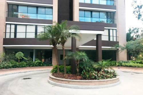 Apartamento Hotel Class Suites ? Poblado, Pool Balcony View 2 Bed Rooms AC Netflix