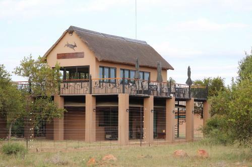 Hotel Golden Impalas Bush Resort