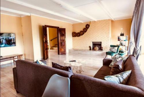 Hostal Bougainvilla Guest House