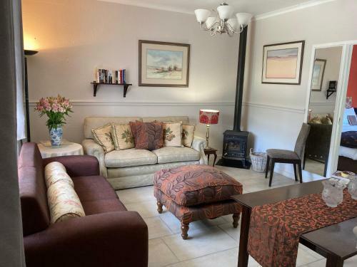 Hostal Brown Jug Guest House