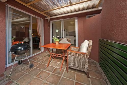 Hostal Brown Jug Guest House