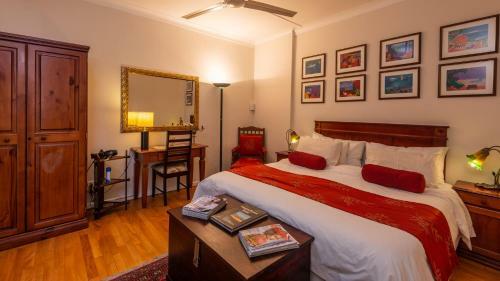 Hostal Brown Jug Guest House