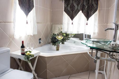 Hostal Gemstone Guest House