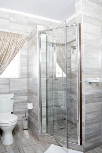 Hostal Gemstone Guest House