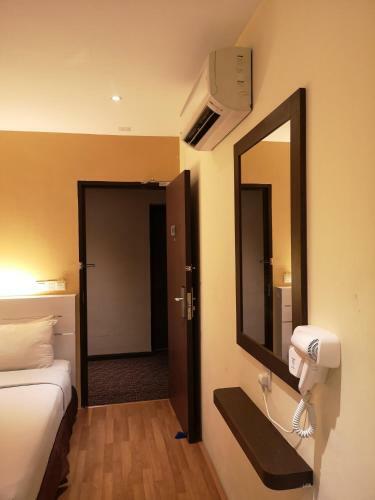 Seasons View Hotel