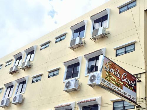 Hostal Smile Court