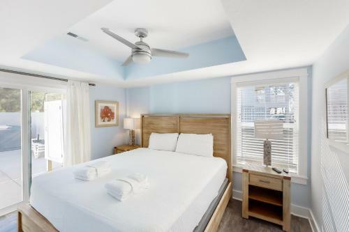 Spectacular Sunset Beach House Cb105