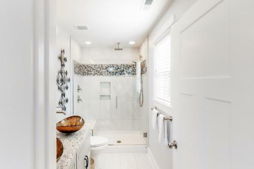 Spectacular Sunset Beach House Cb105