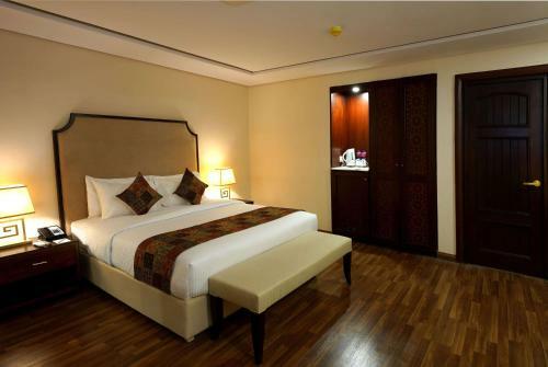 Hotel Ramada By Wyndham Lahore Gulberg II