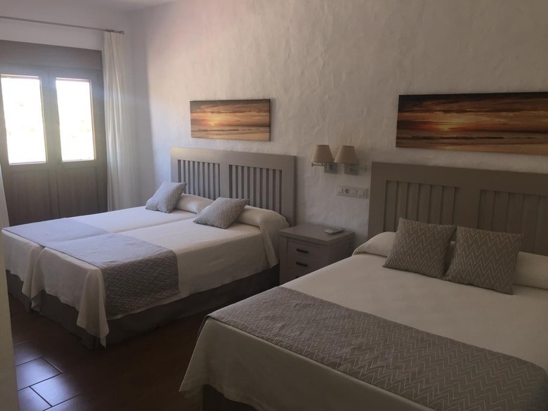 Hotel Almadrabeta