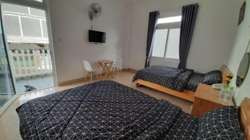 Hotel Kh�ch S?n H?ng Nguy�n