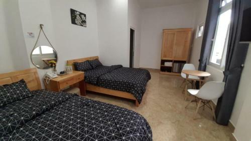 Hotel Kh�ch S?n H?ng Nguy�n