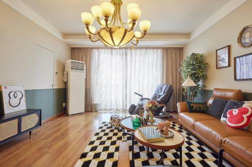 Locals Apartment House 02