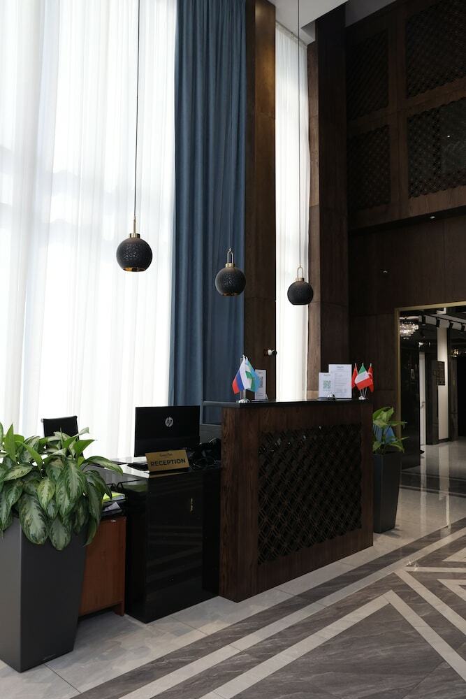 Green Park Hotel