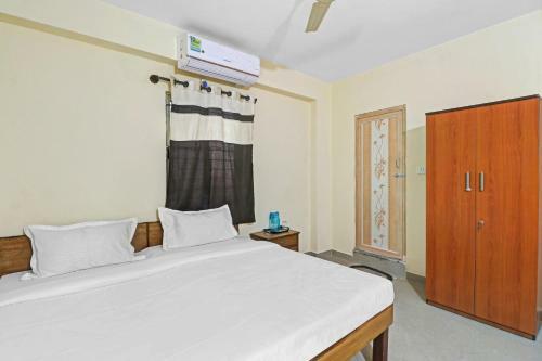 Hotel Capital O 88646 Sri Sapthagiri Comforts